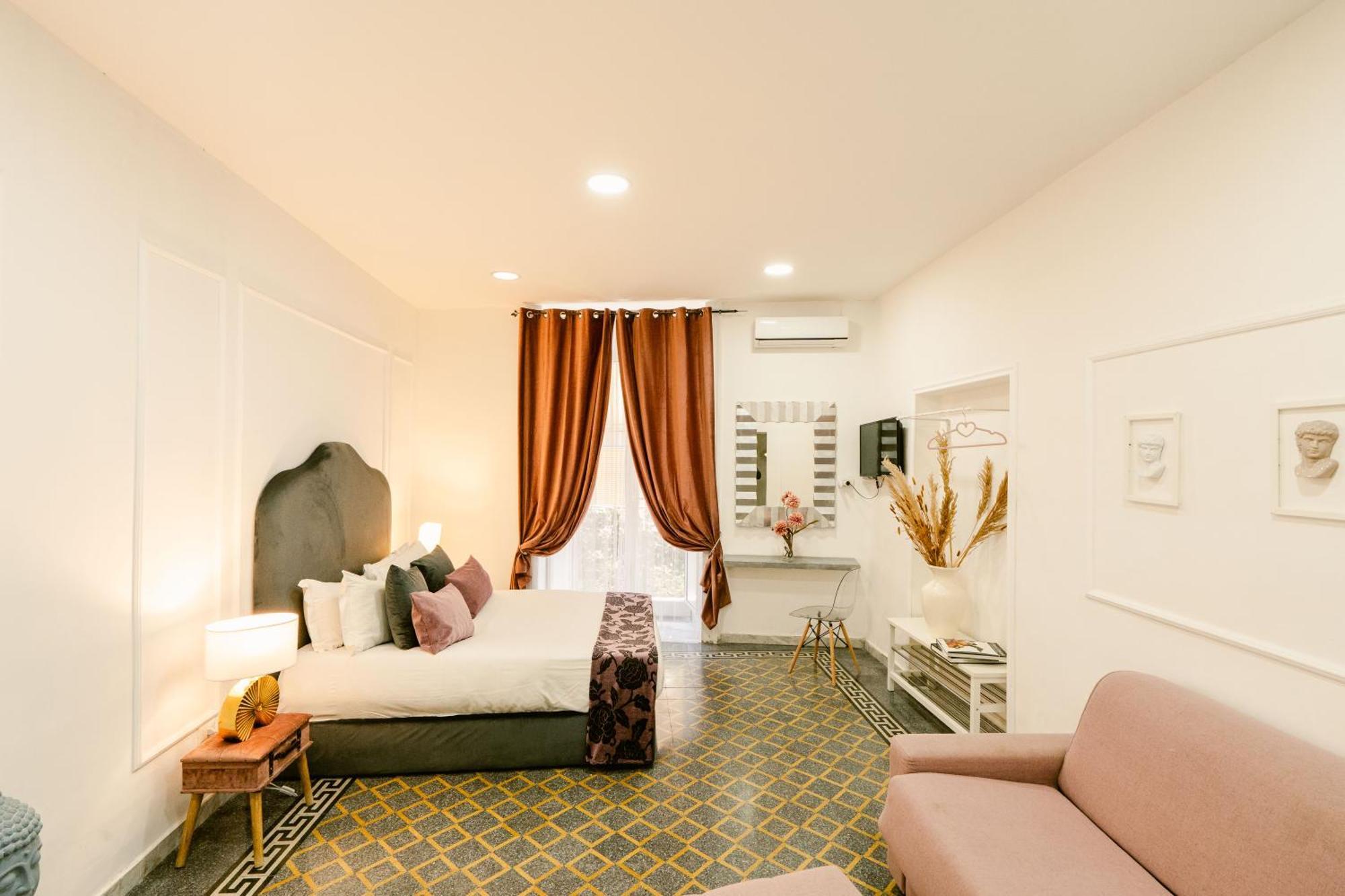 Random B&B Naples Luaran gambar