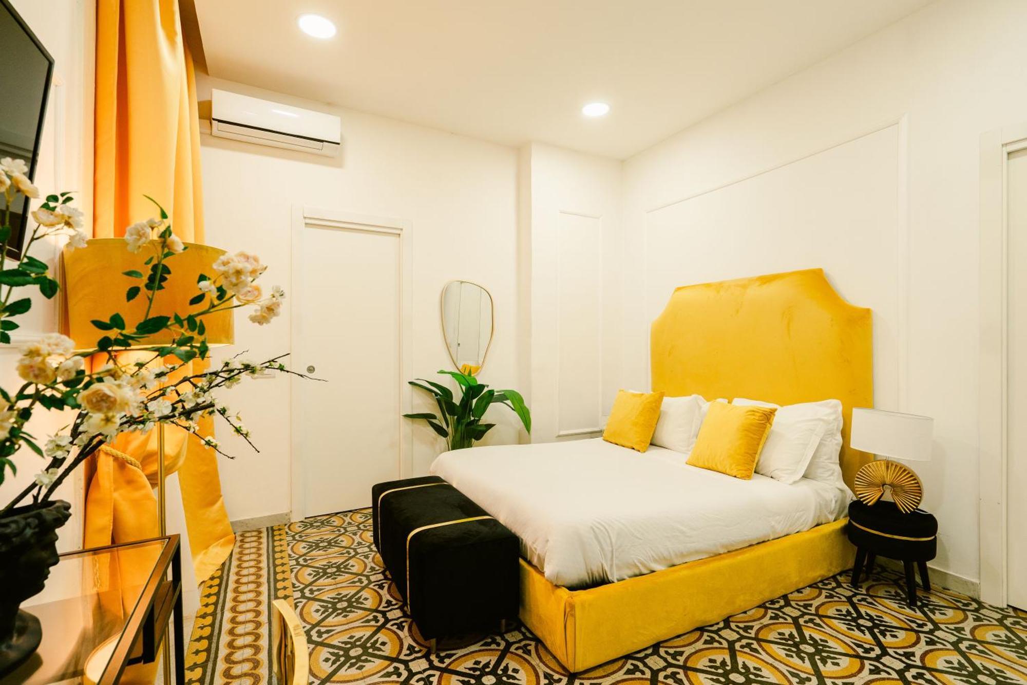 Random B&B Naples Luaran gambar